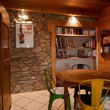 Un R De Memises Bed & Breakfast Thollon-les-Memises Екстериор снимка