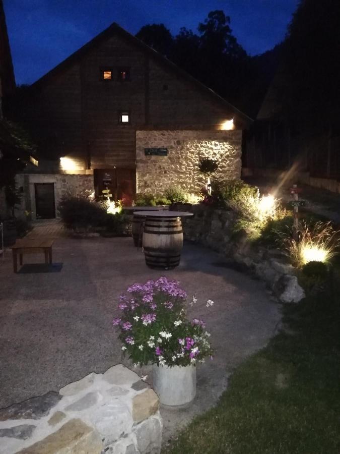 Un R De Memises Bed & Breakfast Thollon-les-Memises Екстериор снимка
